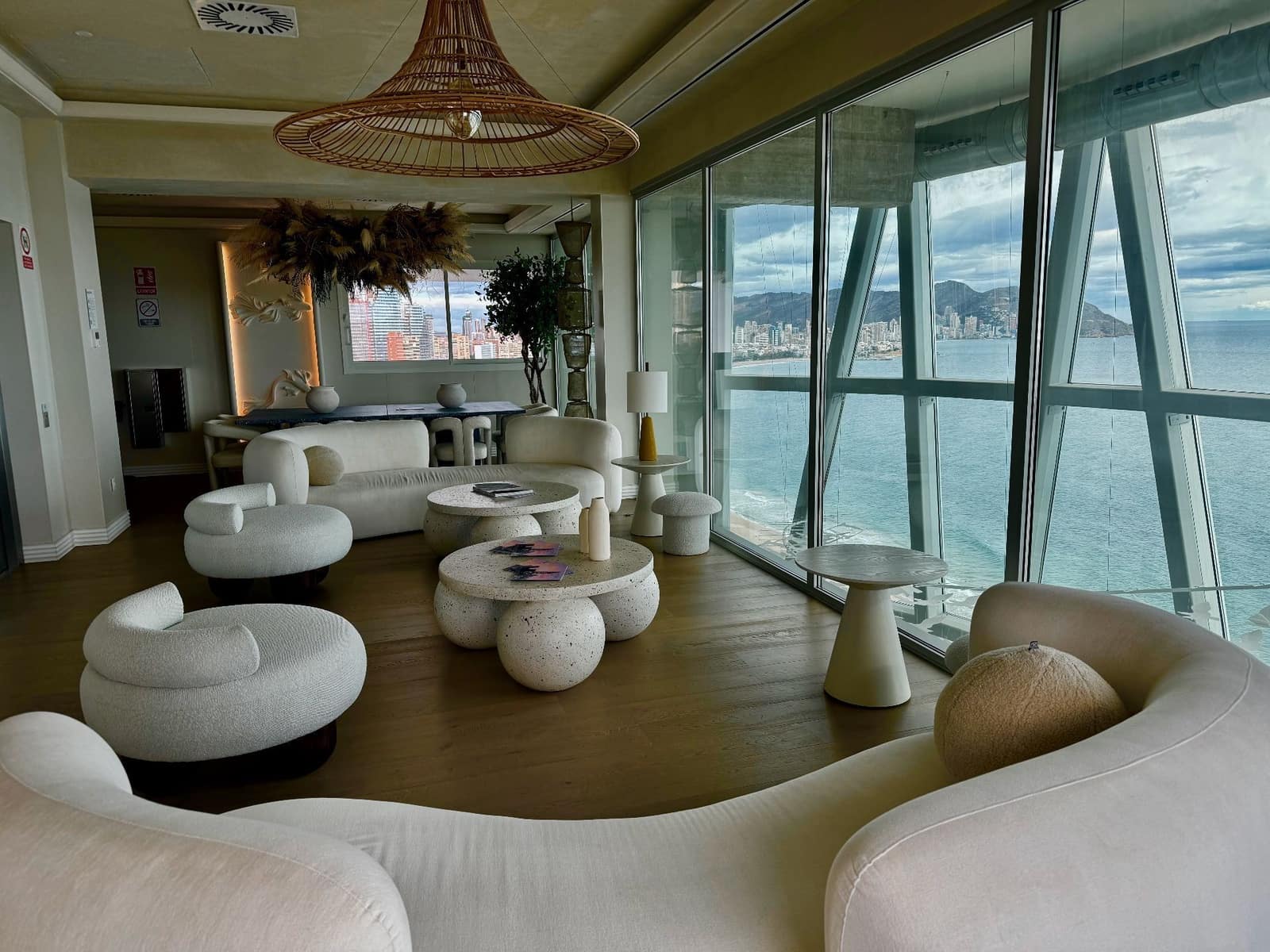 Apartamento de 4 habitaciones en Benidorm en venta con garaje - 4.300.000 € (Ref: 9169342)