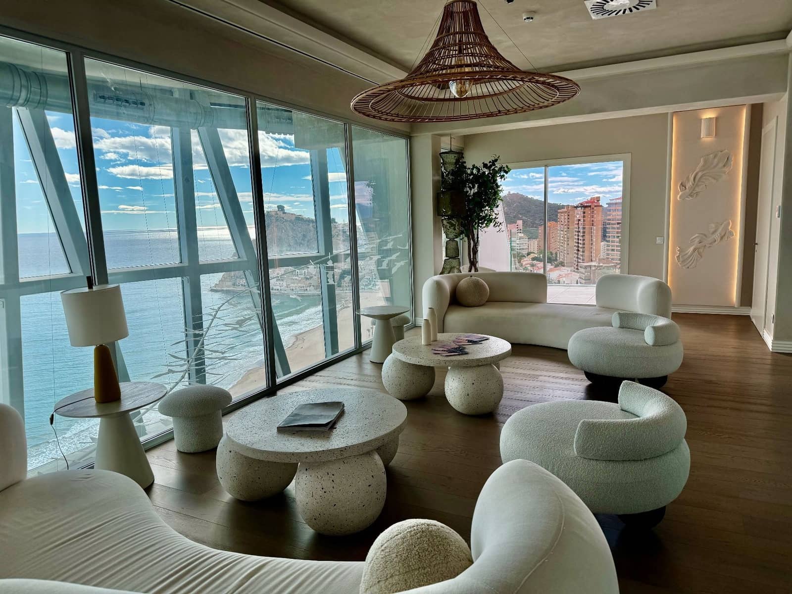 Apartamento de 4 habitaciones en Benidorm en venta con garaje - 4.300.000 € (Ref: 9169342)