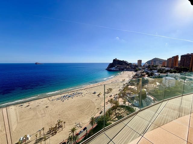 Apartamento de 4 habitaciones en Benidorm en venta con piscina garaje - 4.300.000 € (Ref: 9169342)