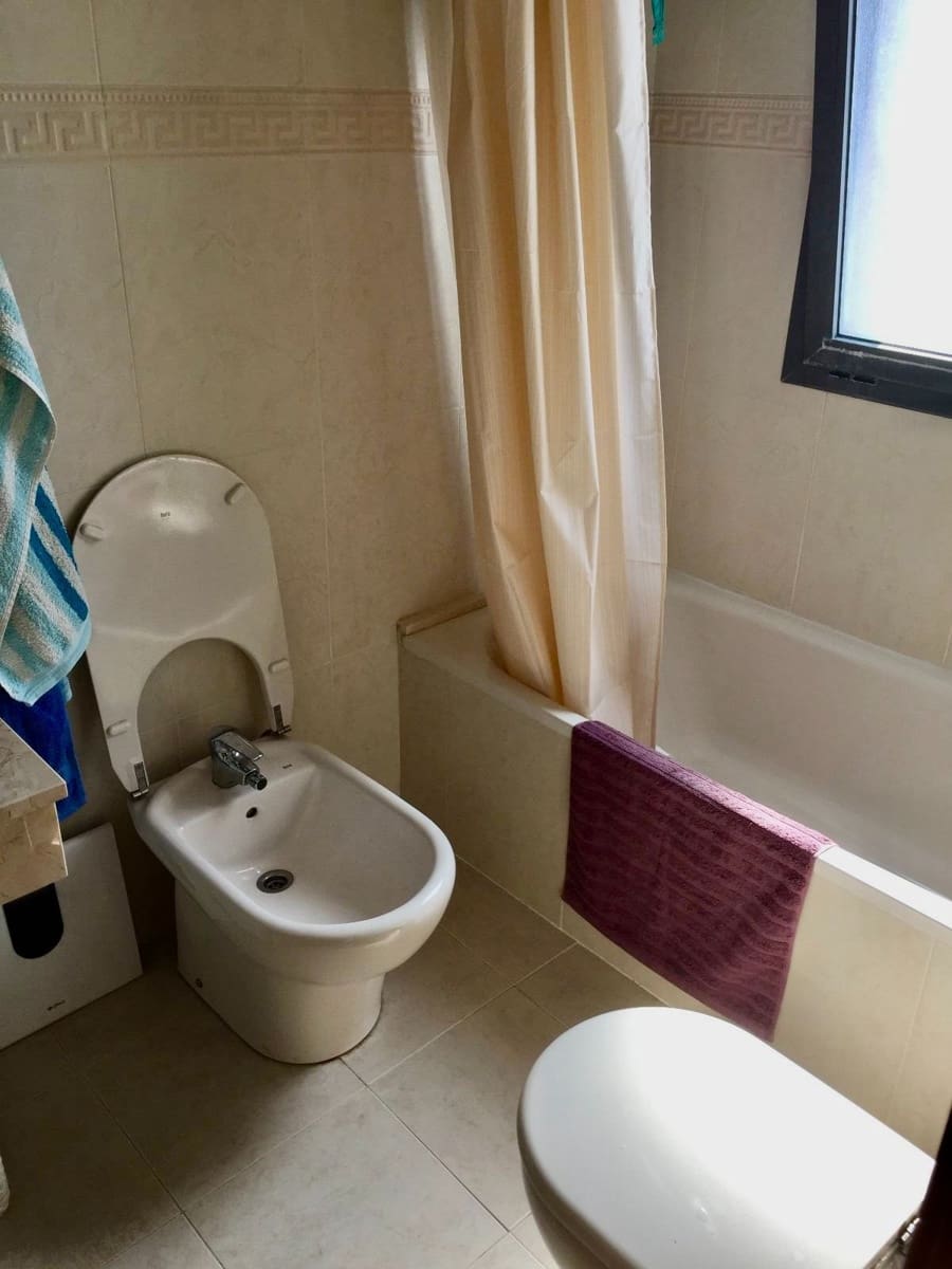 2 Zimmer Apartment zu verkaufen in Benidorm mit Pool Garage - 285.000 € (Ref: 9200306)