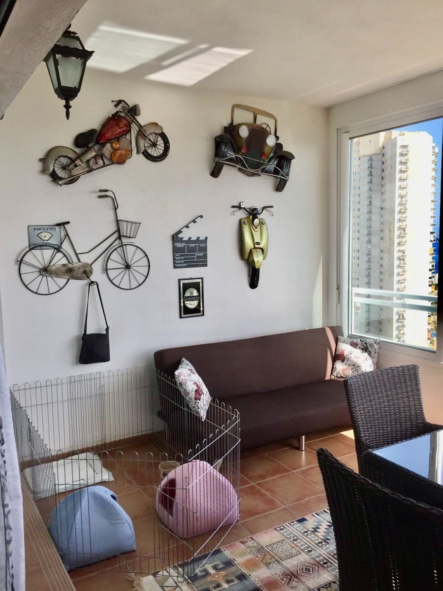 2 Zimmer Apartment zu verkaufen in Benidorm mit Pool Garage - 285.000 € (Ref: 9200306)