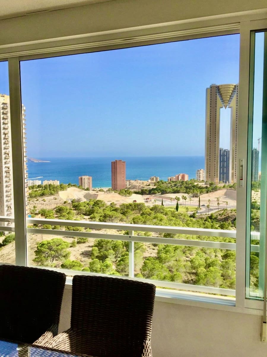 2 Zimmer Apartment zu verkaufen in Benidorm mit Pool Garage - 285.000 € (Ref: 9200306)