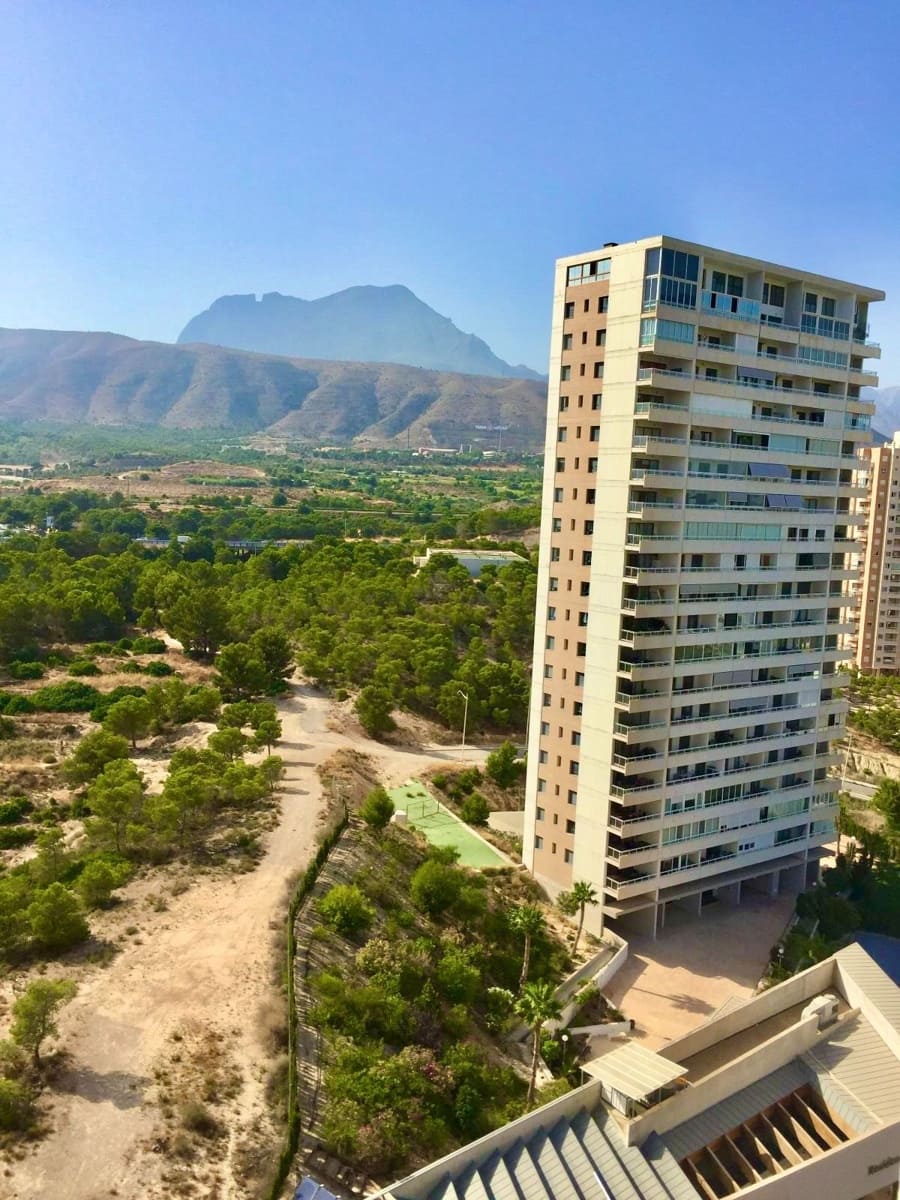 2 Zimmer Apartment zu verkaufen in Benidorm mit Pool Garage - 285.000 € (Ref: 9200306)