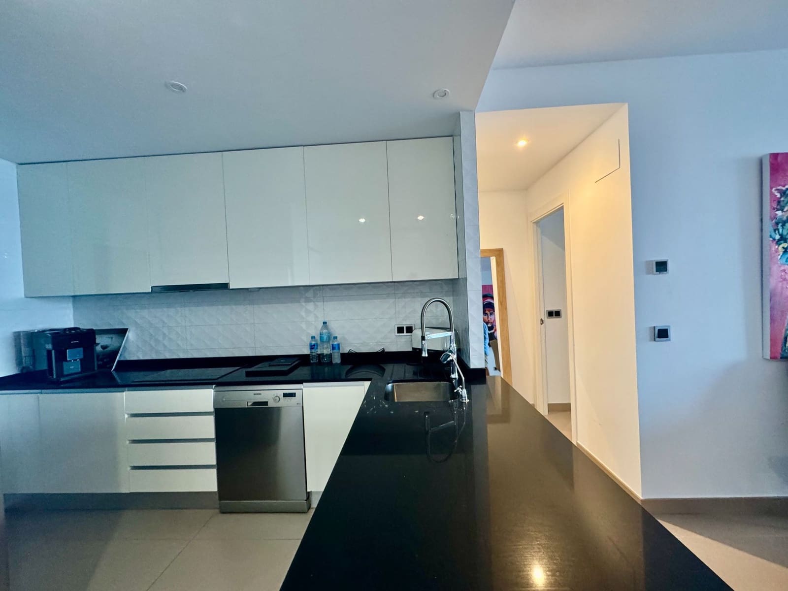 2 soveværelse Lejlighed til salg i Benidorm med swimmingpool garage - € 670.000 (Ref: 9242734)