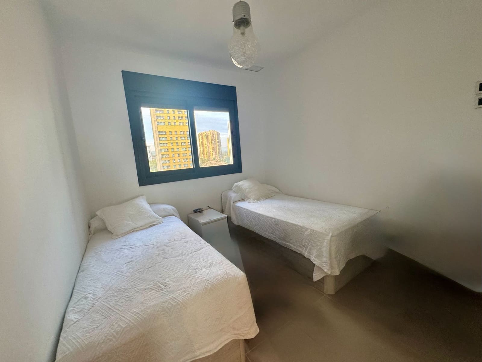 2 soveværelse Lejlighed til salg i Benidorm med swimmingpool garage - € 670.000 (Ref: 9242734)