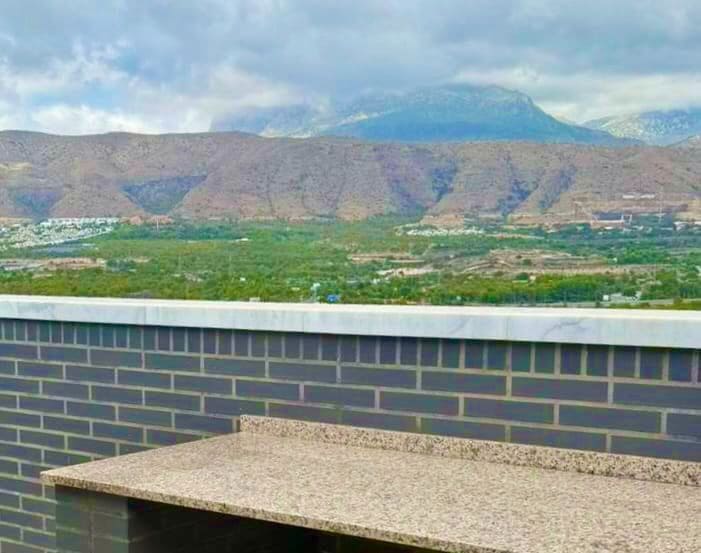 3 soveværelse Penthouse til salg i Benidorm med swimmingpool garage - € 2.350.000 (Ref: 9251902)