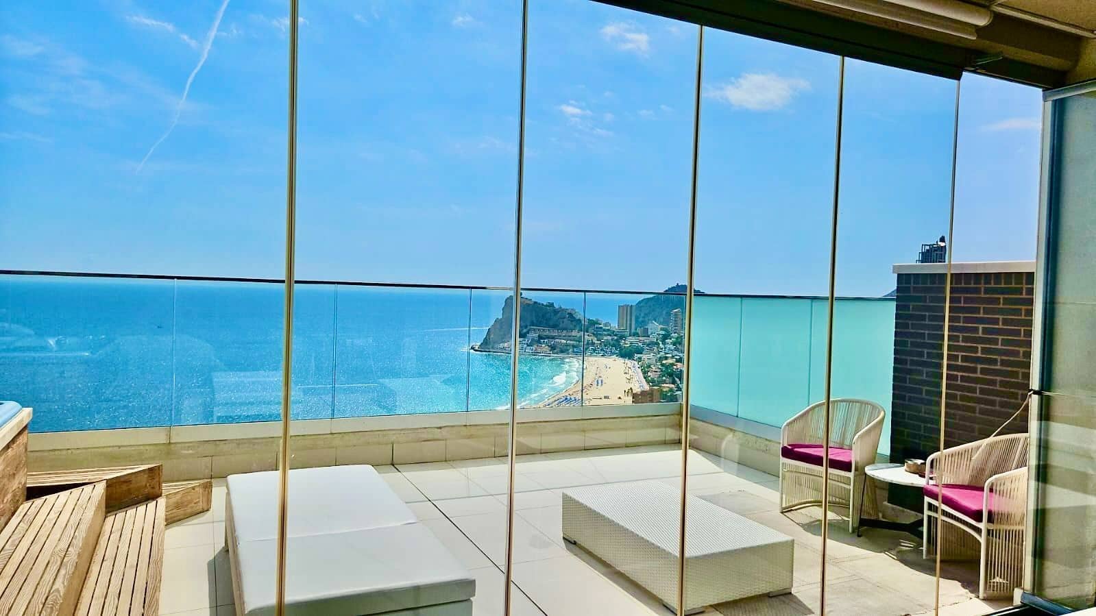 3 soveværelse Penthouse til salg i Benidorm med swimmingpool garage - € 2.350.000 (Ref: 9251902)