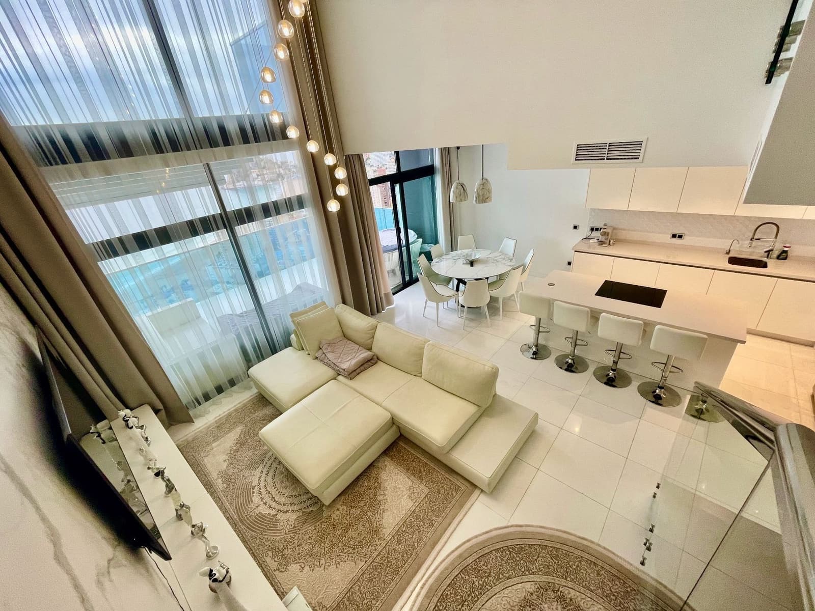 3 soveværelse Penthouse til salg i Benidorm med swimmingpool garage - € 2.350.000 (Ref: 9251902)