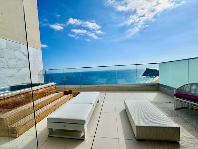 3 soveværelse Penthouse til salg i Playa Poniente, Benidorm med swimmingpool garage - € 2.350.000 (Ref: 9251902)