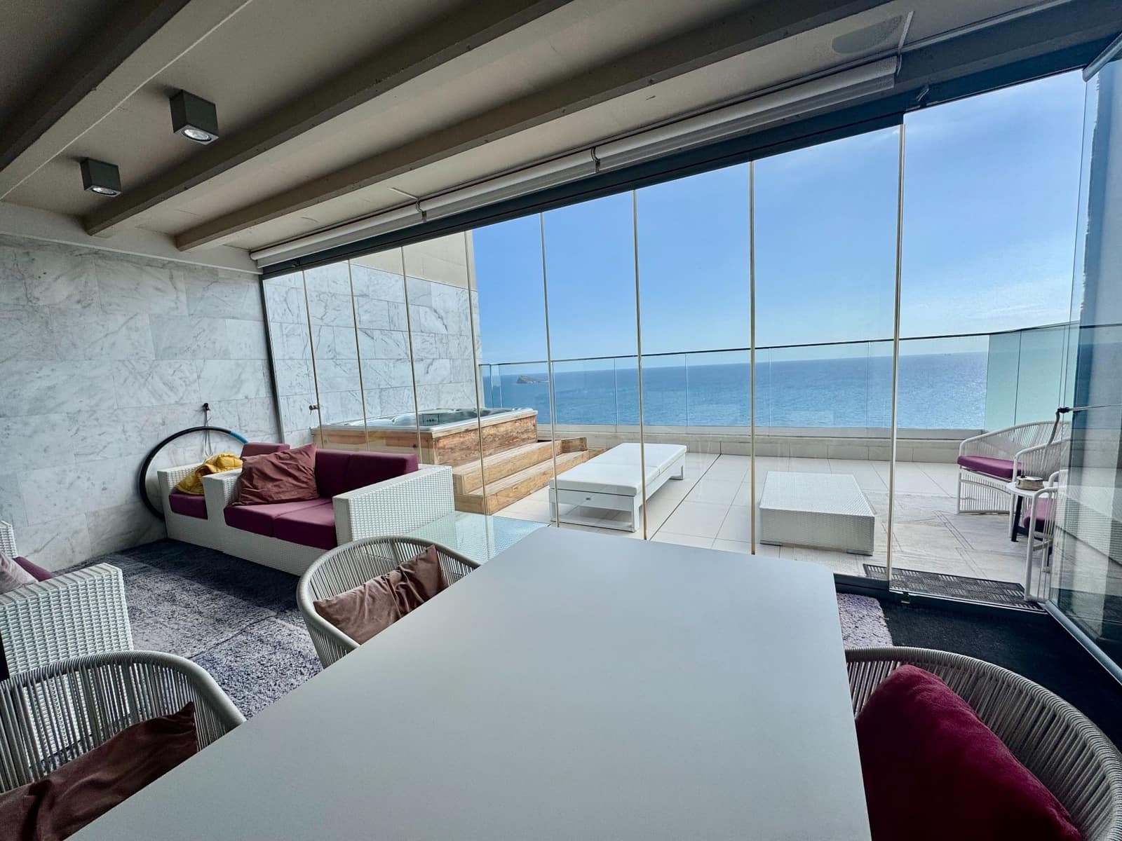 3 soveværelse Penthouse til salg i Benidorm med swimmingpool garage - € 2.350.000 (Ref: 9251902)