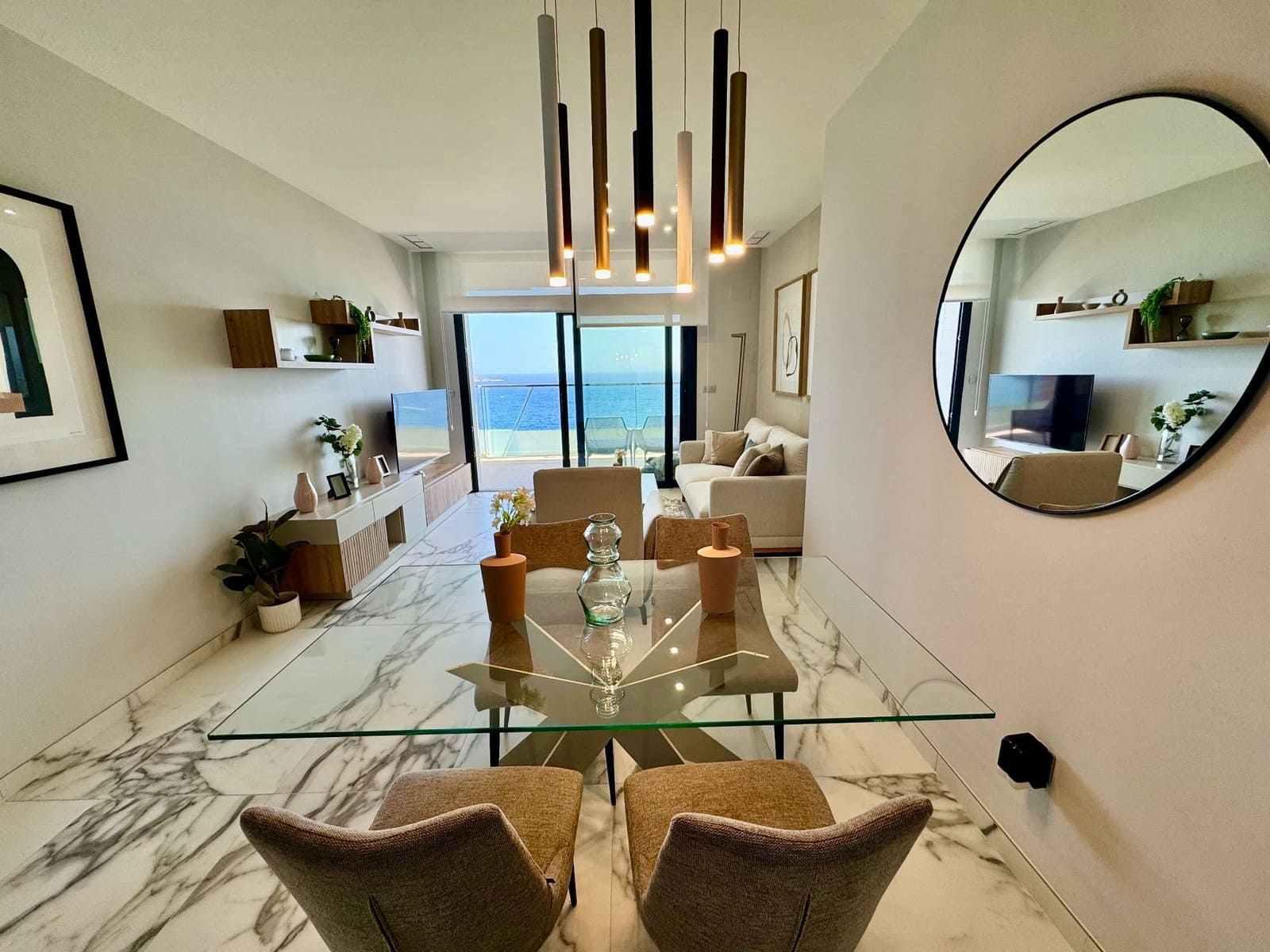 3 bedroom Apartment for sale in Benidorm with pool garage - € 1,998,000 (Ref: 9272136)