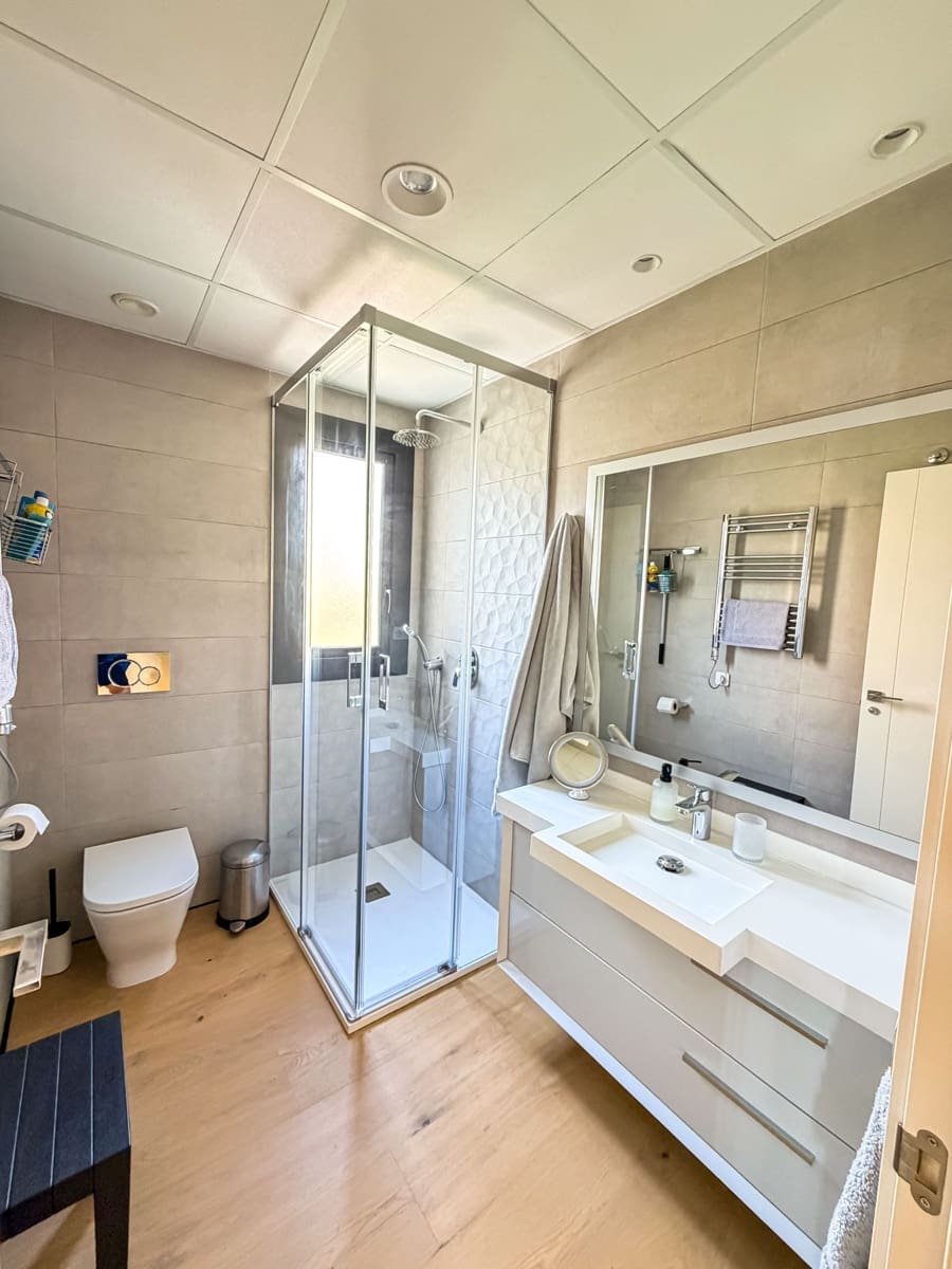 3 quarto Apartamento para venda em Benidorm com piscina garagem - 810 000 € (Ref: 9308281)