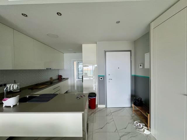 3 soveværelse Lejlighed til salg i Playa Poniente, Benidorm med swimmingpool garage - € 850.000 (Ref: 9308282)