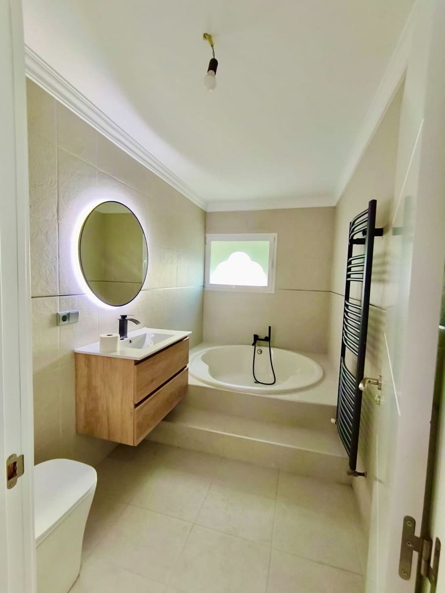 5 Zimmer Villa zu verkaufen in Denia mit Pool Garage - 1.175.000 € (Ref: 9321581)