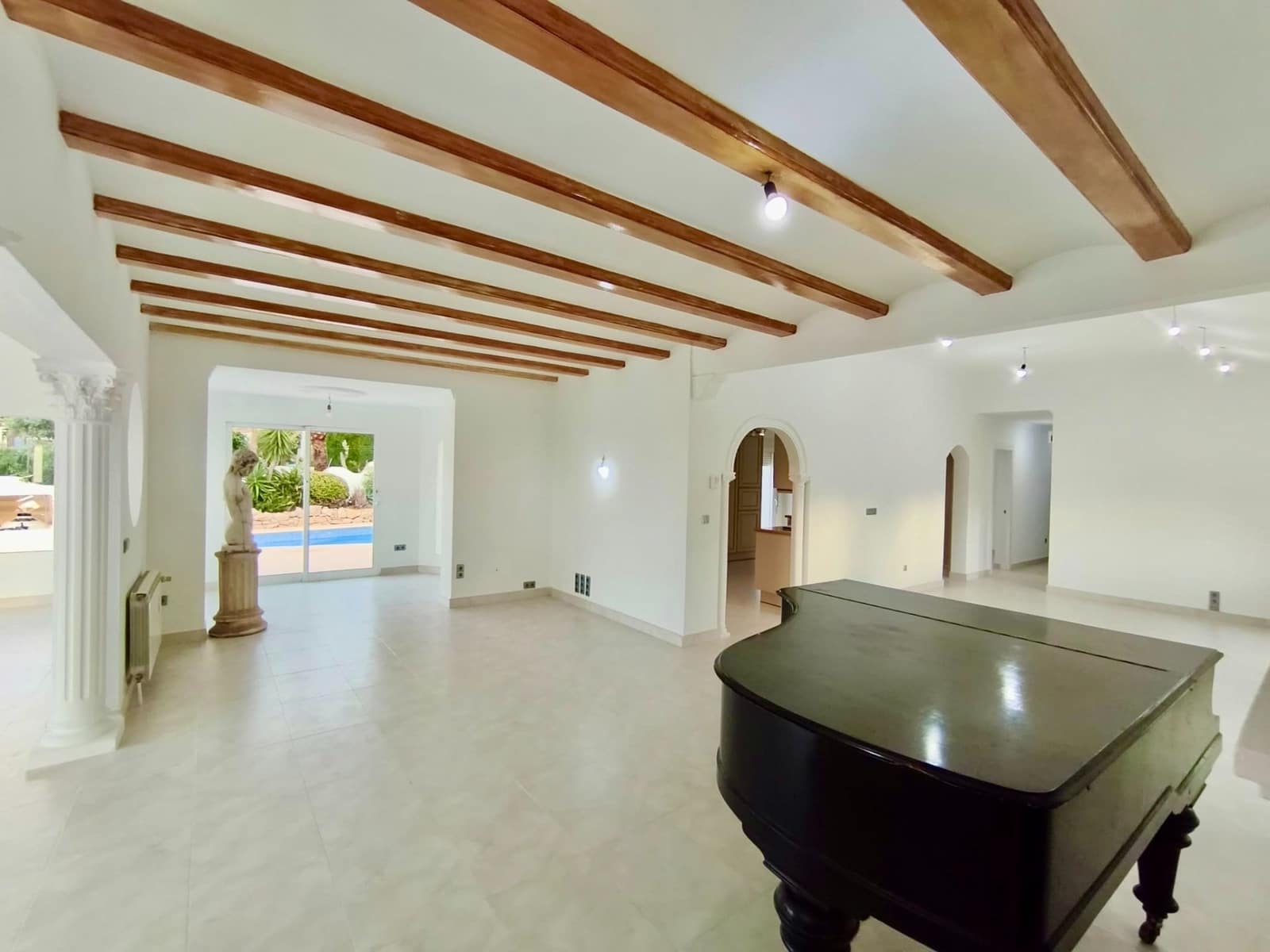 5 Zimmer Villa zu verkaufen in Denia mit Pool Garage - 1.175.000 € (Ref: 9321581)