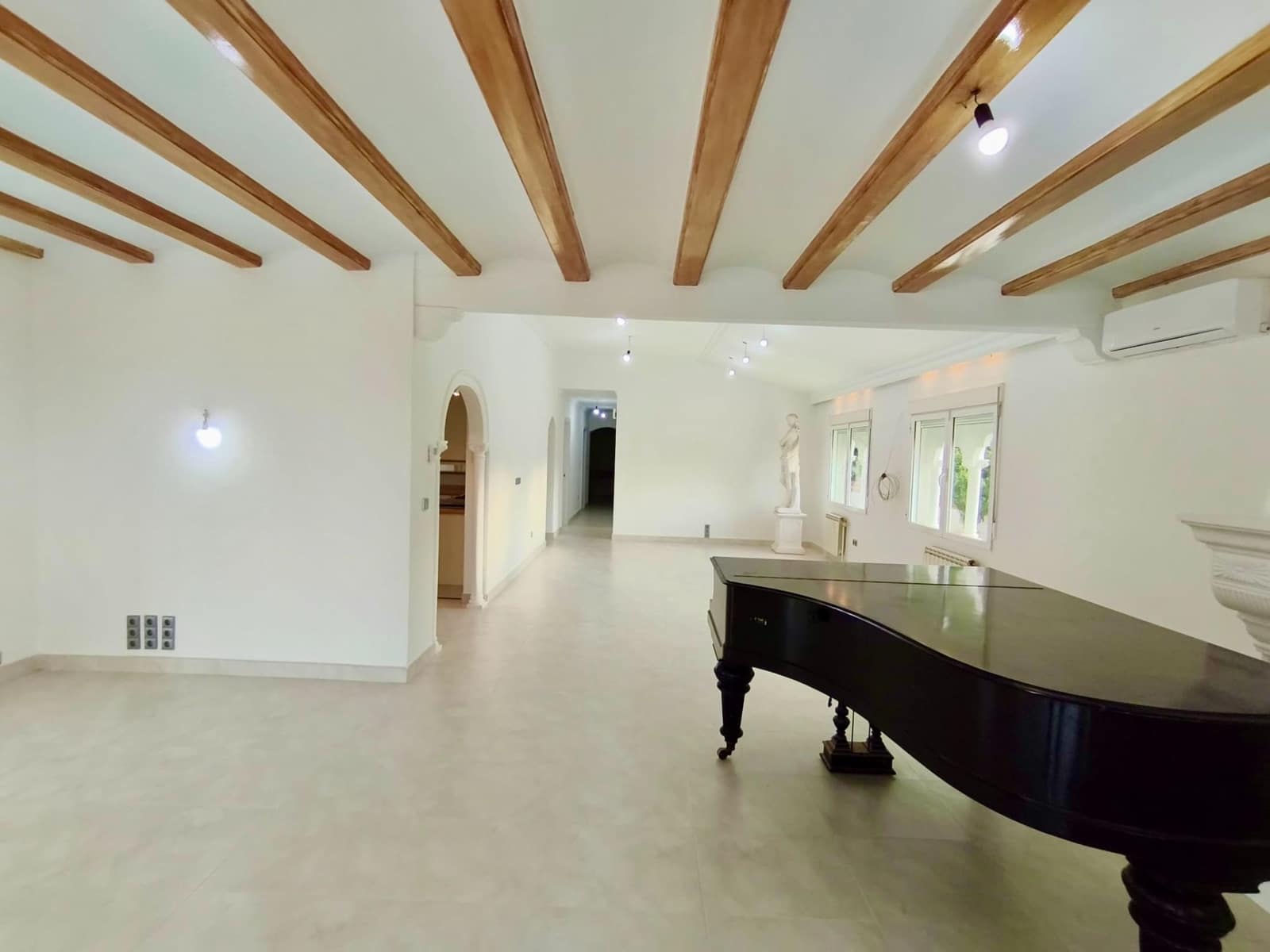 5 Zimmer Villa zu verkaufen in Denia mit Pool Garage - 1.175.000 € (Ref: 9321581)