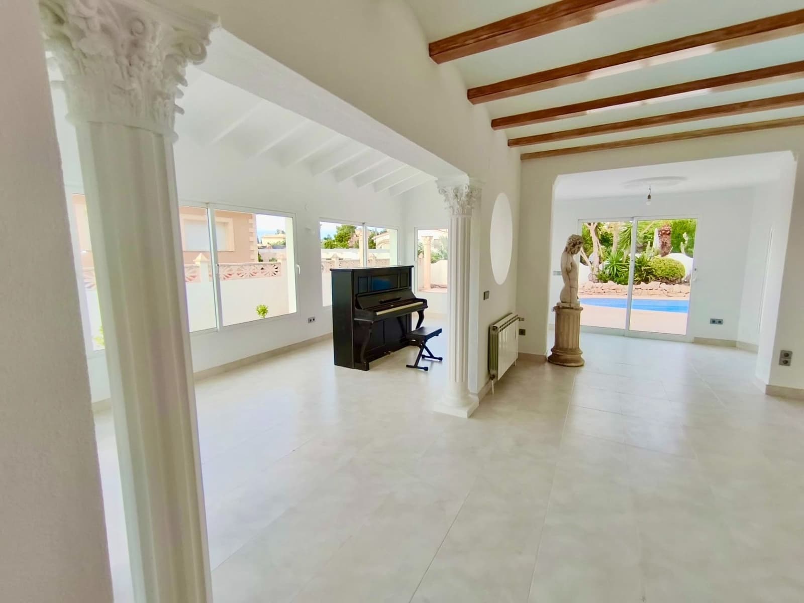 5 Zimmer Villa zu verkaufen in Denia mit Pool Garage - 1.175.000 € (Ref: 9321581)