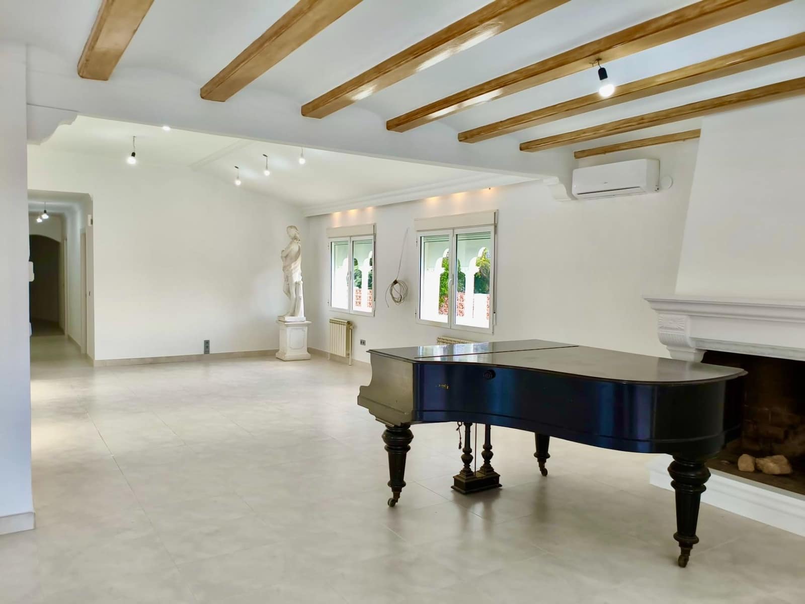 5 Zimmer Villa zu verkaufen in Denia mit Pool Garage - 1.175.000 € (Ref: 9321581)