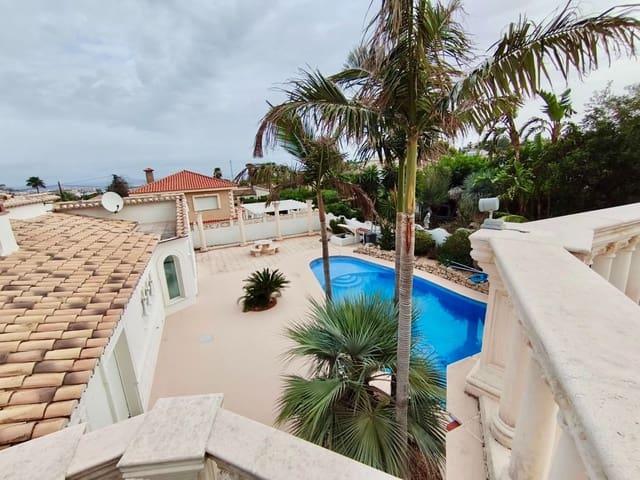 5 Zimmer Villa zu verkaufen in Dénia mit Pool Garage - 1.175.000 € (Ref: 9321581)