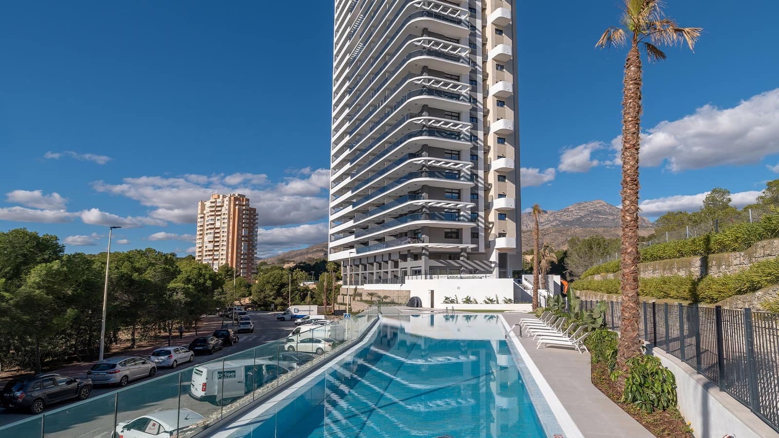 3 soverom Penthouse til salgs i Benidorm med svømmebasseng garasje - € 800 000 (Ref: 9326040)
