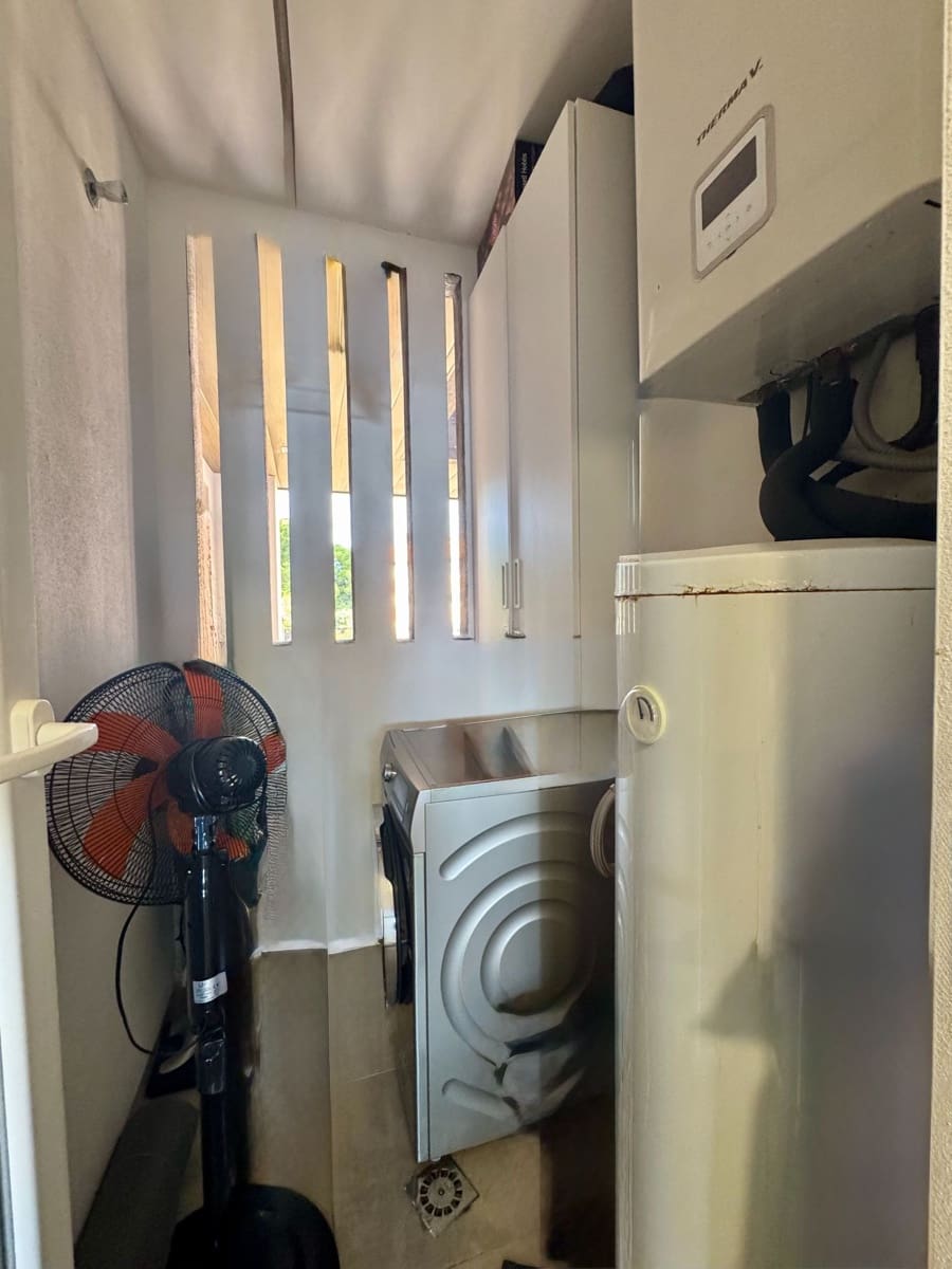 2 makuuhuone Huoneisto myytävänä paikassa Benidorm mukana uima-altaan 
autotalli - 790 000 € (Ref: 9344402)