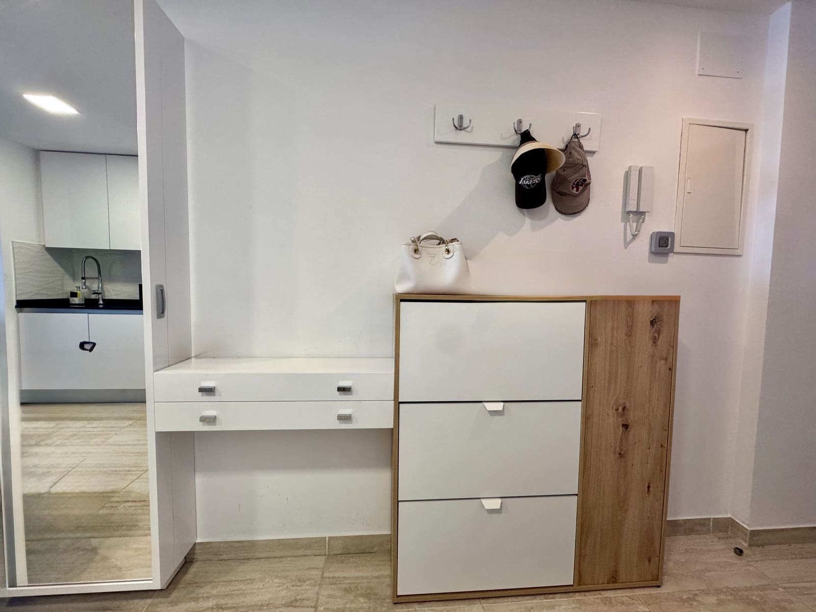 2 makuuhuone Huoneisto myytävänä paikassa Benidorm mukana uima-altaan 
autotalli - 790 000 € (Ref: 9344402)