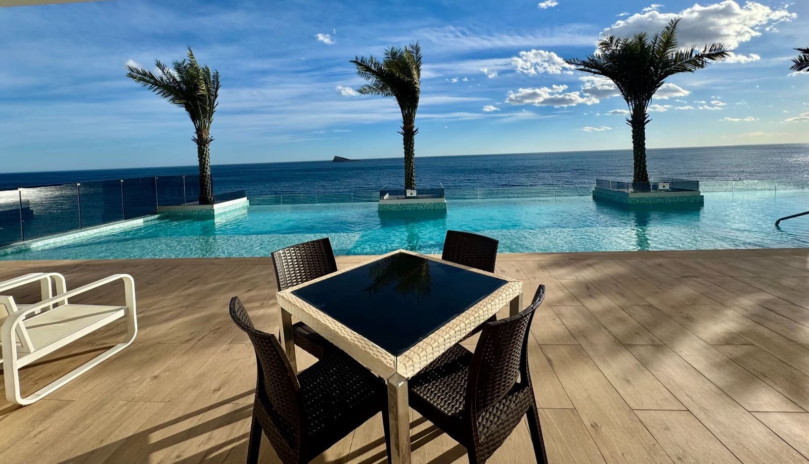 2 makuuhuone Huoneisto myytävänä paikassa Benidorm mukana uima-altaan 
autotalli - 790 000 € (Ref: 9344402)