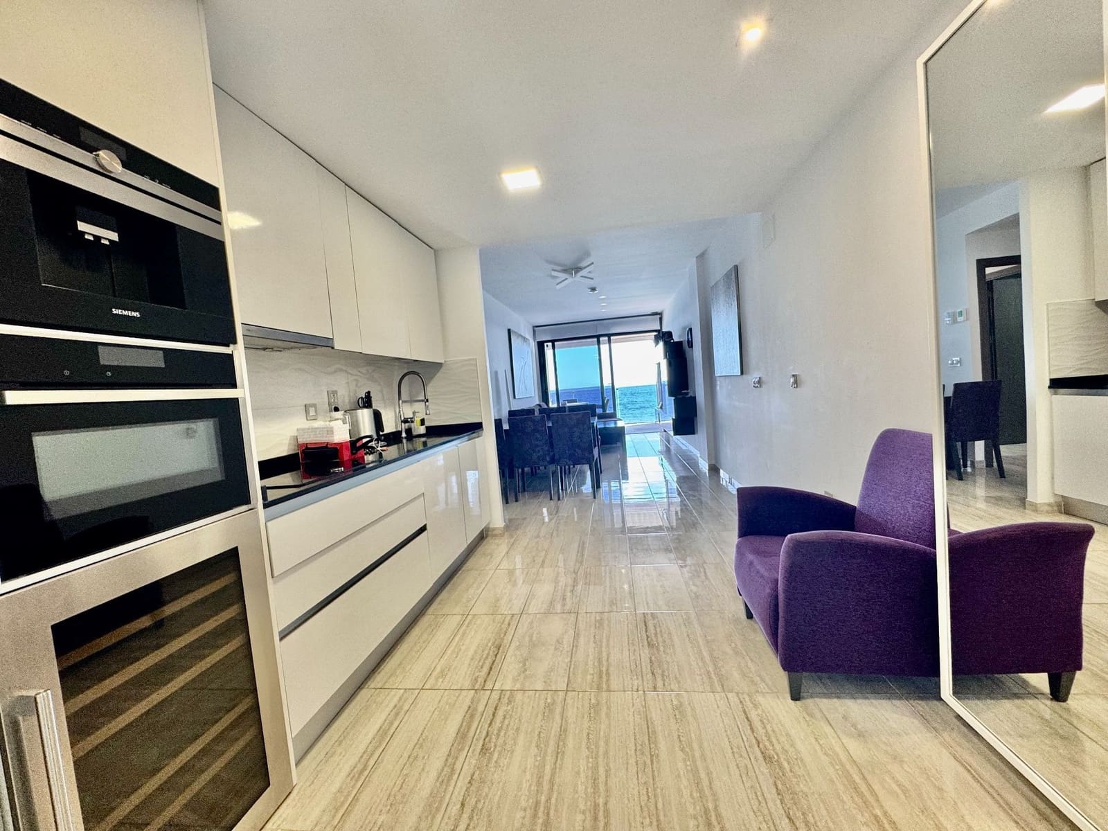 2 makuuhuone Huoneisto myytävänä paikassa Benidorm mukana uima-altaan 
autotalli - 790 000 € (Ref: 9344402)