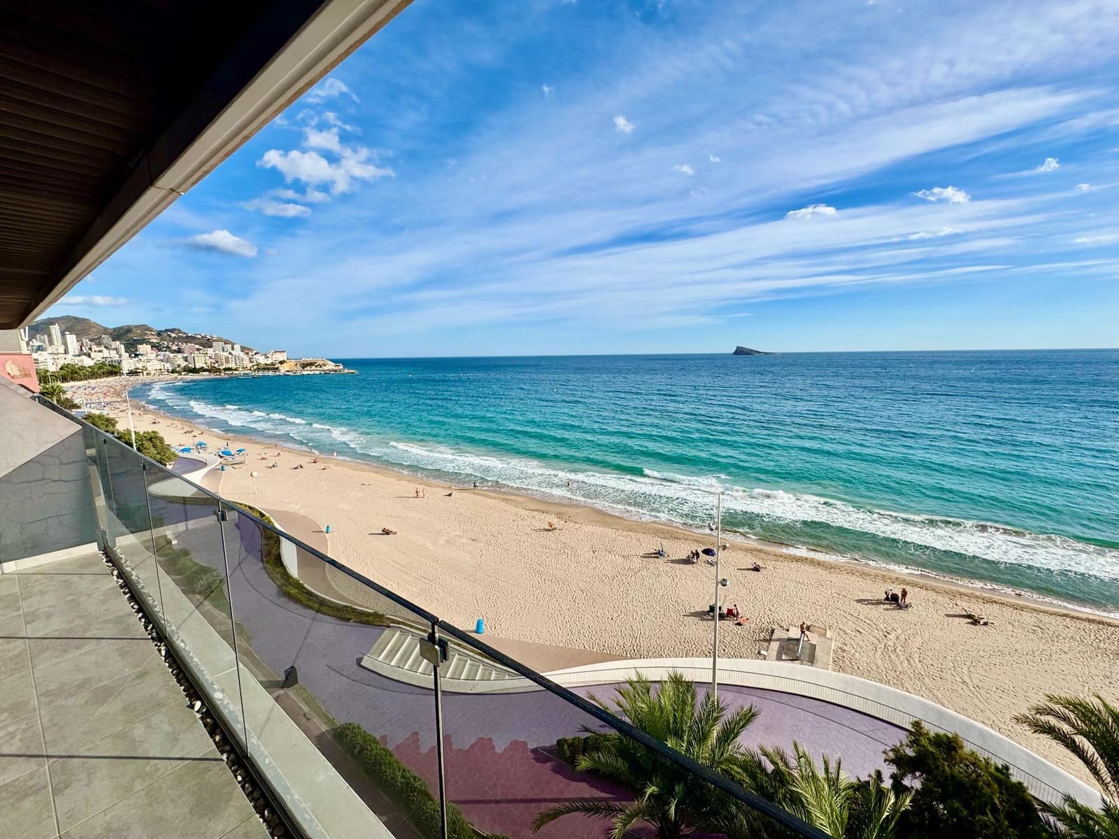 2 makuuhuone Huoneisto myytävänä paikassa Benidorm mukana uima-altaan 
autotalli - 790 000 € (Ref: 9344402)