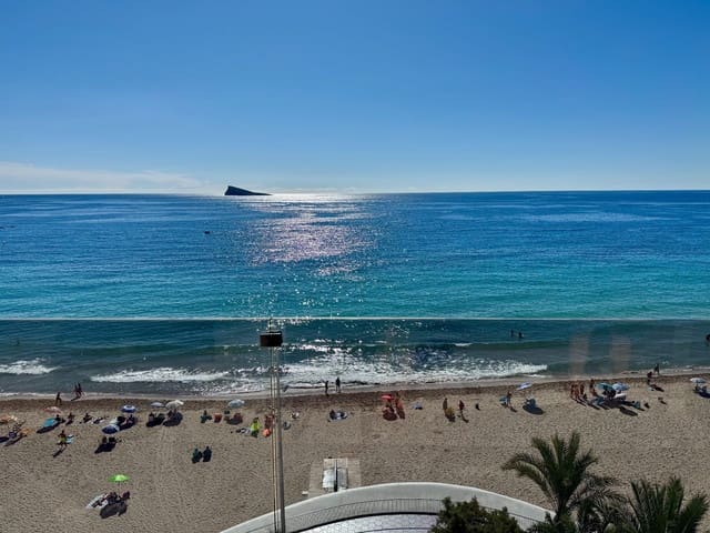 2 makuuhuone Huoneisto myytävänä paikassa Playa Poniente, Benidorm mukana uima-altaan 
autotalli - 790 000 € (Ref: 9344402)
