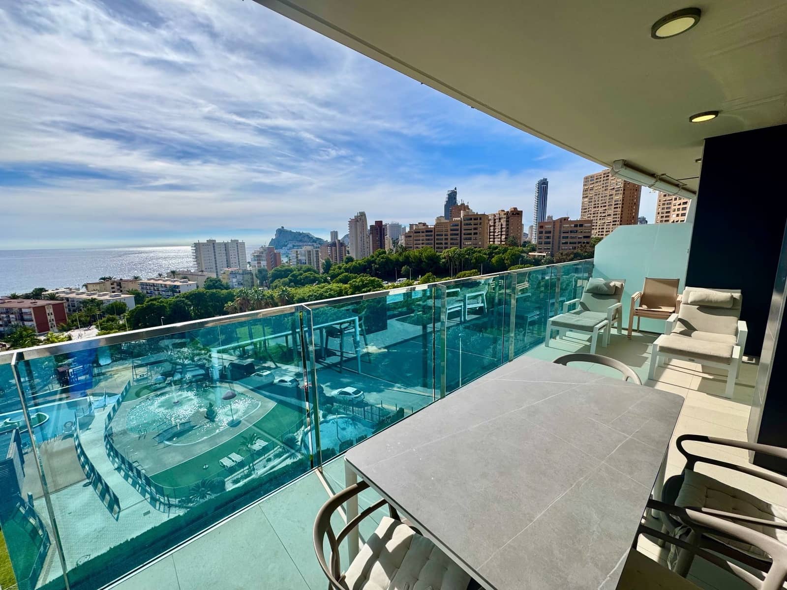 2 quarto Apartamento para venda em Benidorm com piscina garagem - 600 000 € (Ref: 9349063)
