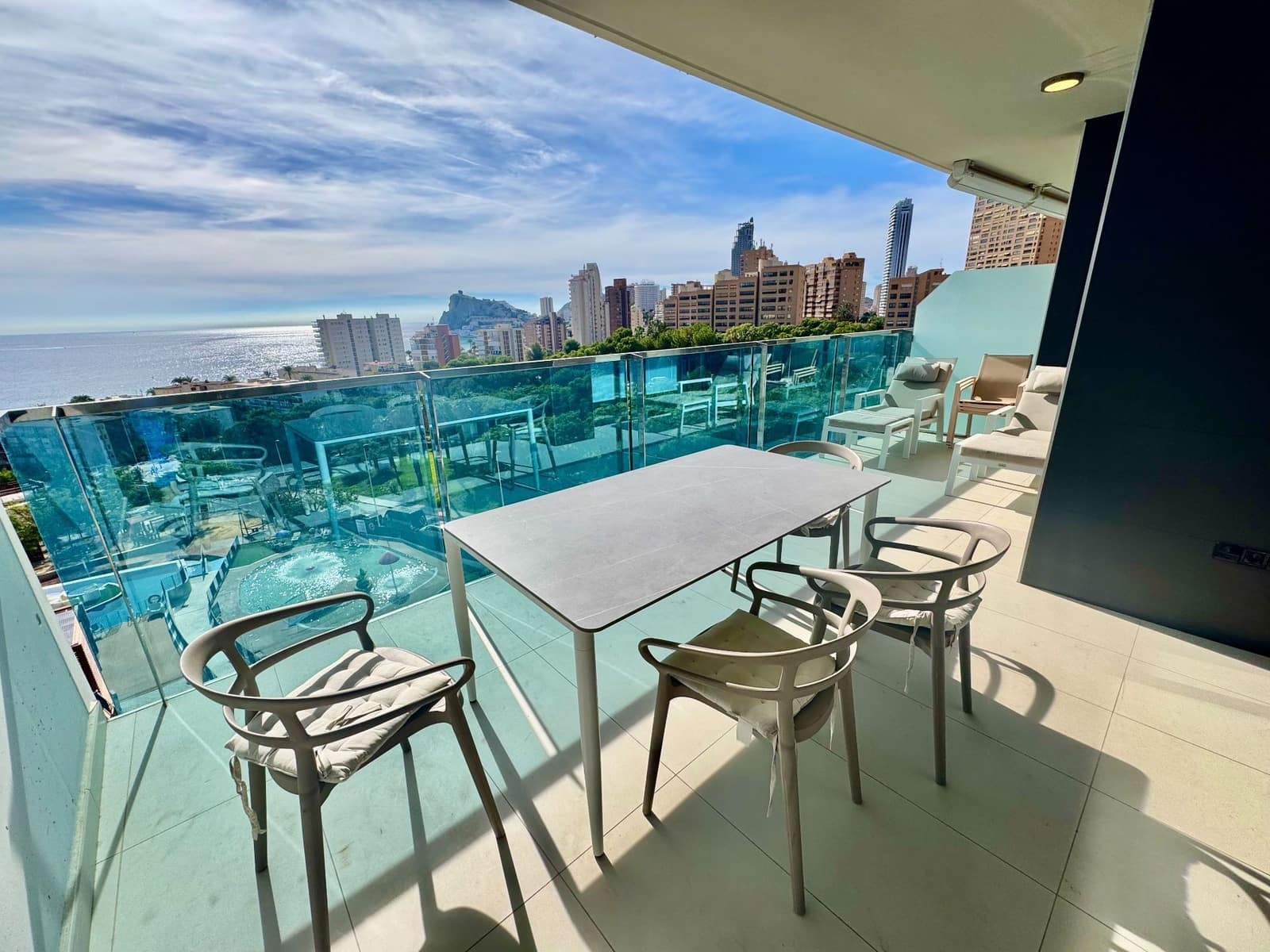 2 quarto Apartamento para venda em Benidorm com piscina garagem - 600 000 € (Ref: 9349063)