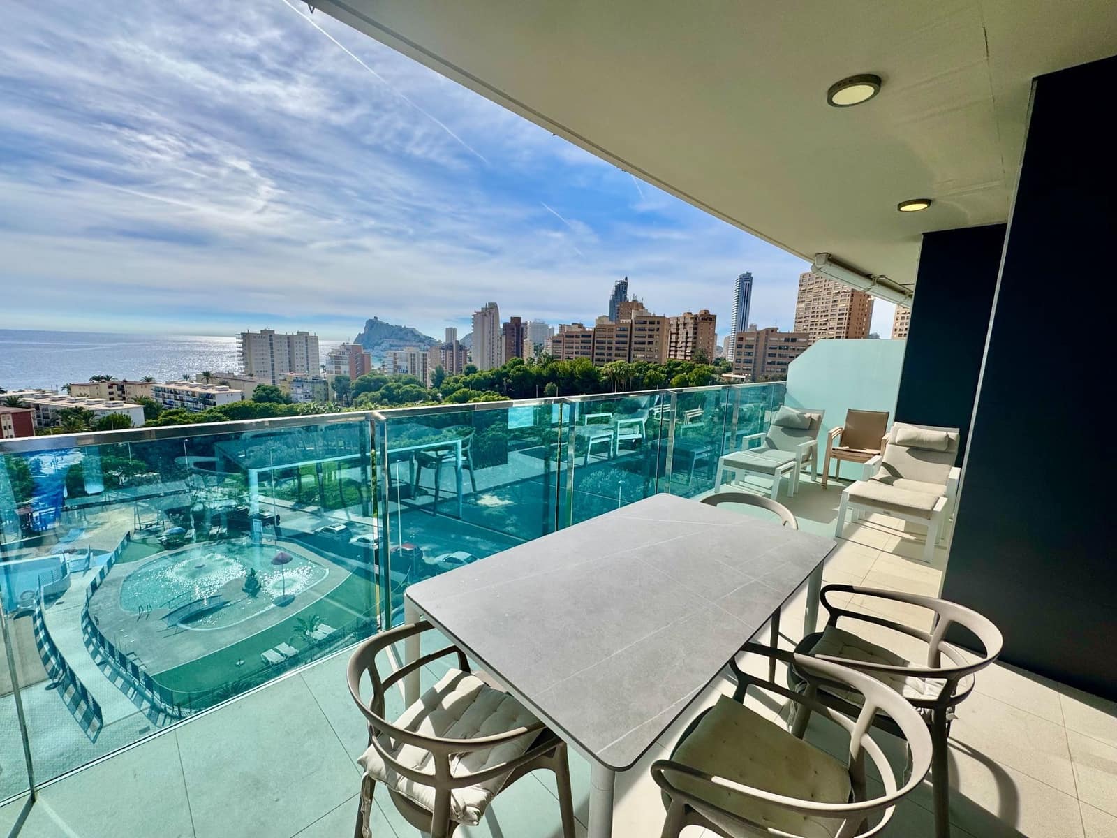 2 quarto Apartamento para venda em Benidorm com piscina garagem - 600 000 € (Ref: 9349063)