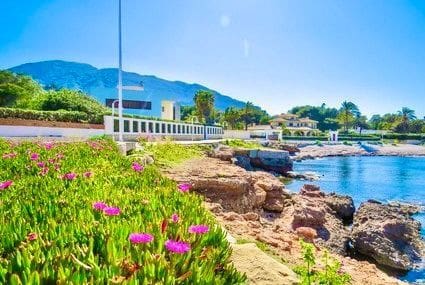 Chalet de 4 habitaciones en Dénia en venta con piscina garaje - 4.500.000 € (Ref: 9385181)