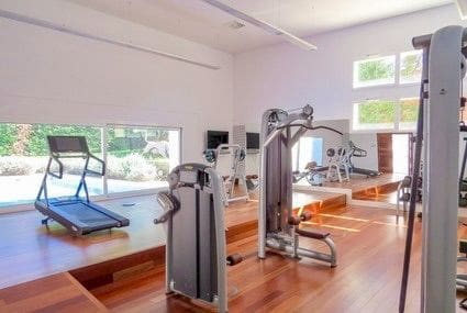 Chalet de 4 habitaciones en Dénia en venta con piscina garaje - 4.500.000 € (Ref: 9385181)