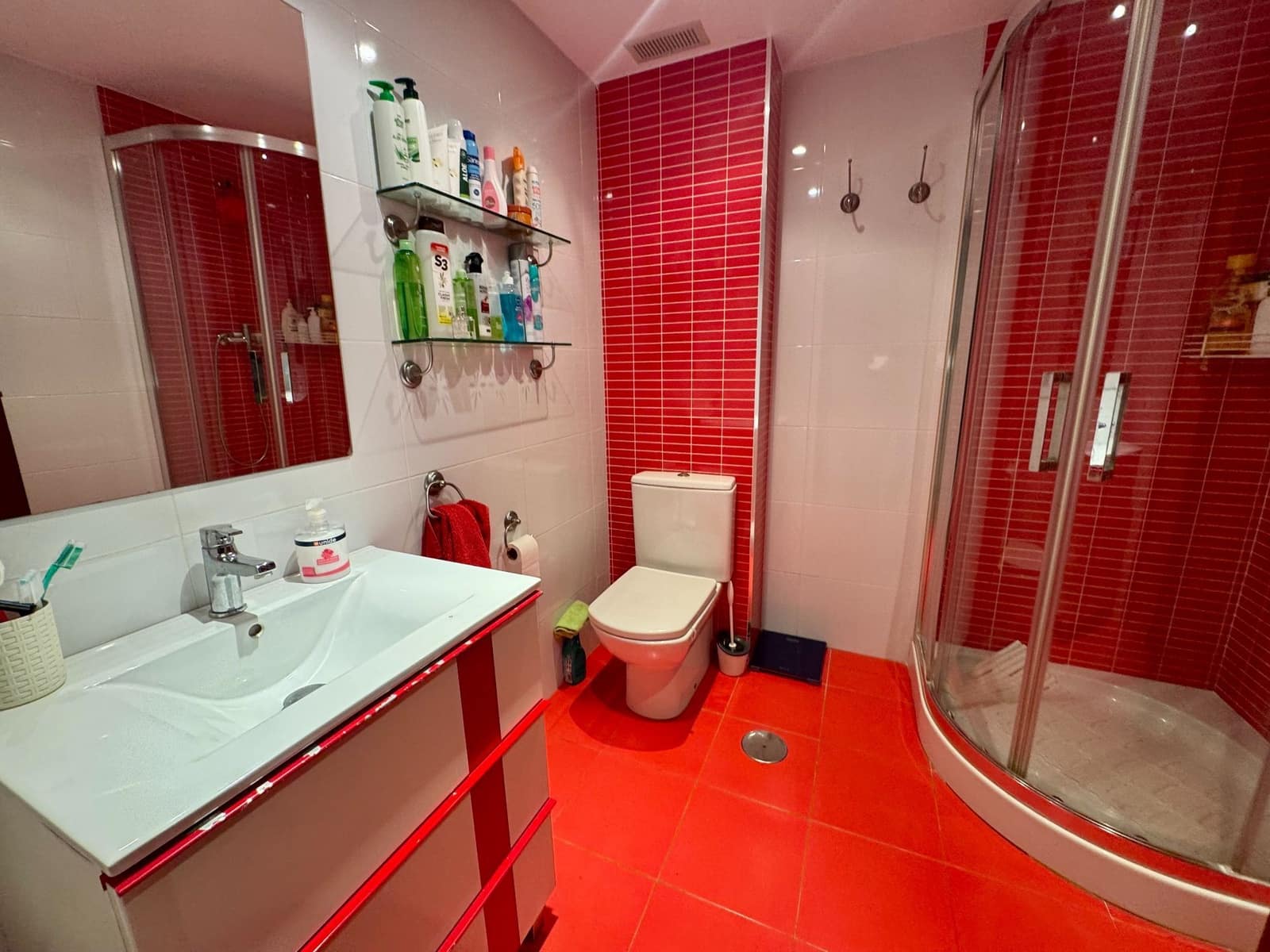 4 sypialnia Apartament na sprzedaż w Benidorm z basenem garażem - 950 000 € (Ref: 9465435)