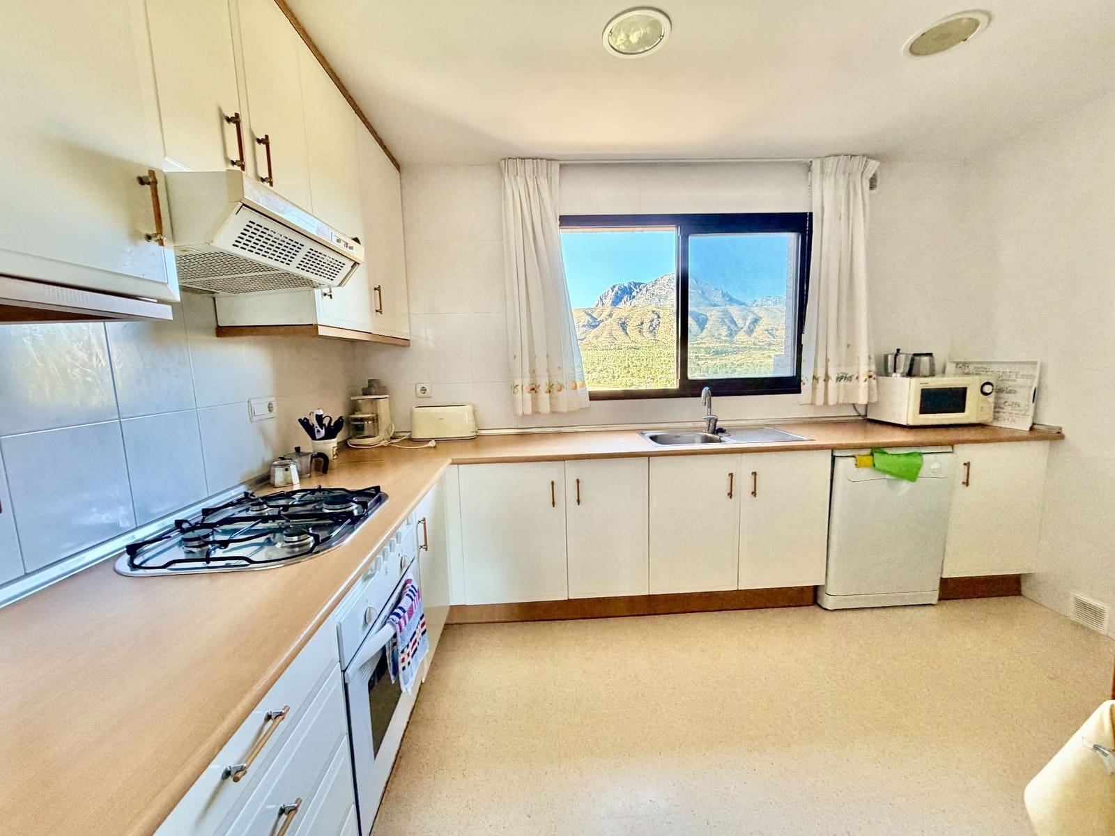 4 chambre Appartement à vendre à Benidorm avec piscine garage - 625 000 € (Ref: 9611145)