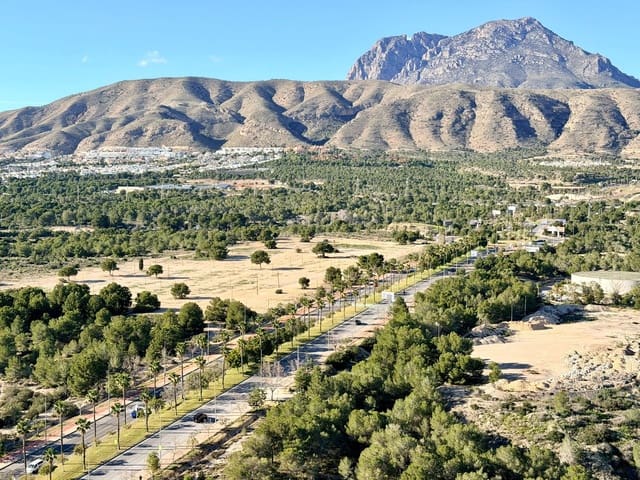 2 makuuhuone Huoneisto myytävänä paikassa Benidorm mukana uima-altaan 
autotalli - 520 000 € (Ref: 9670093)