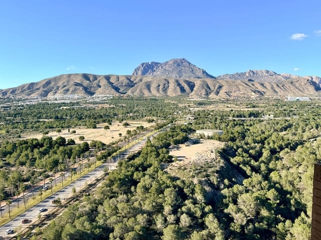 2 makuuhuone Huoneisto myytävänä paikassa Benidorm mukana uima-altaan 
autotalli - 520 000 € (Ref: 9670093)