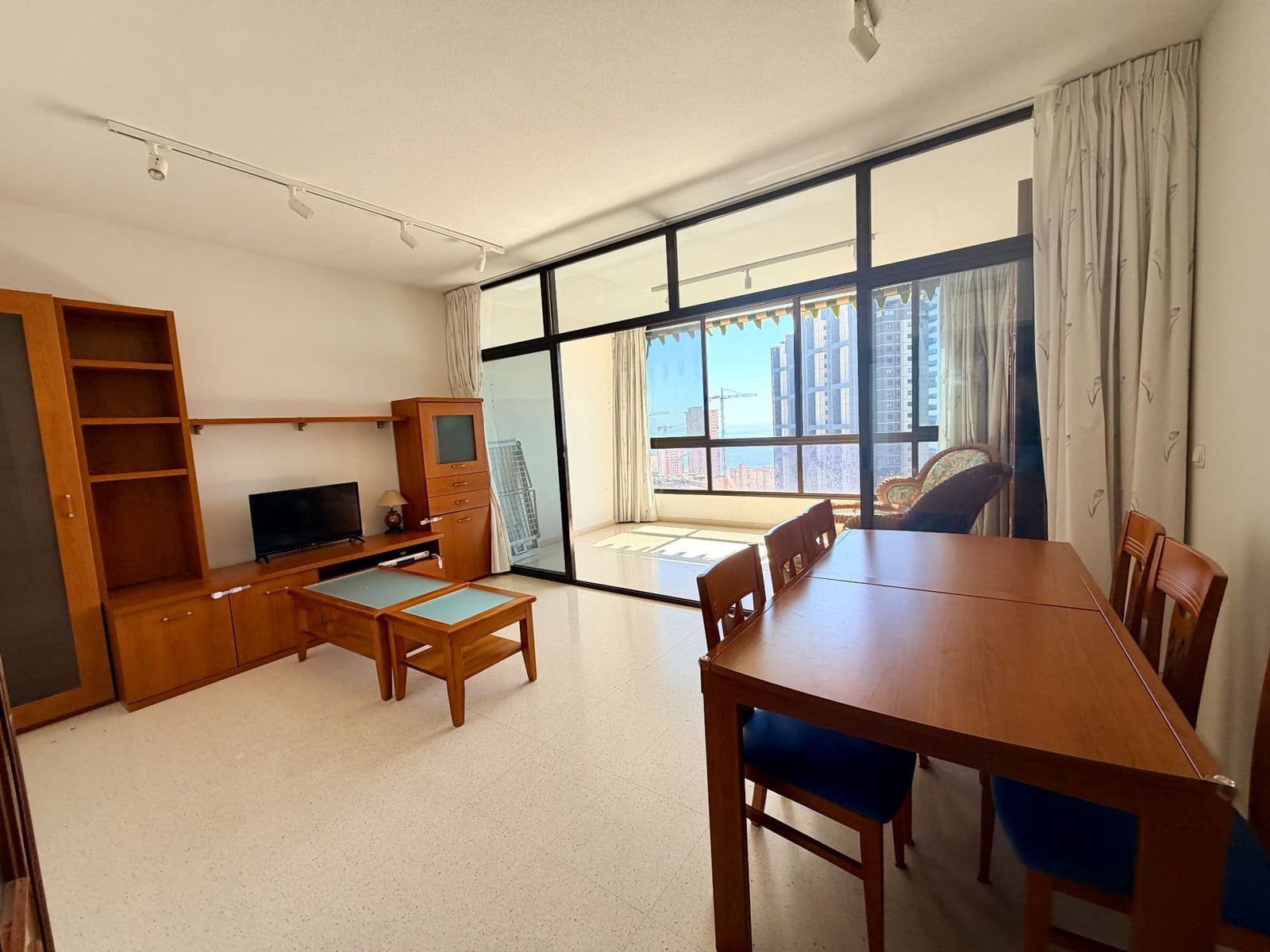 2 soveværelse Lejlighed til salg i Benidorm med swimmingpool garage - € 520.000 (Ref: 9670093)