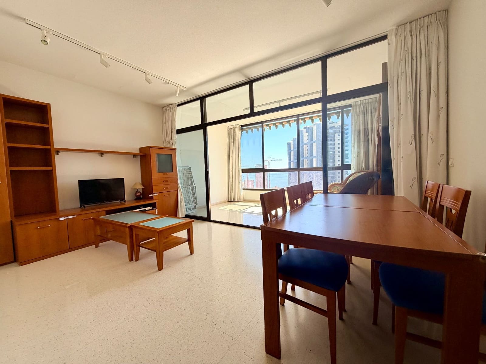 2 soveværelse Lejlighed til salg i Benidorm med swimmingpool garage - € 520.000 (Ref: 9670093)