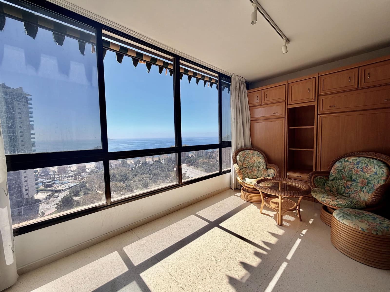 2 soveværelse Lejlighed til salg i Benidorm med swimmingpool garage - € 520.000 (Ref: 9670093)