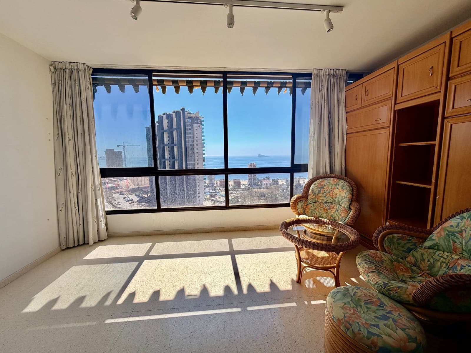 2 soveværelse Lejlighed til salg i Benidorm med swimmingpool garage - € 520.000 (Ref: 9670093)