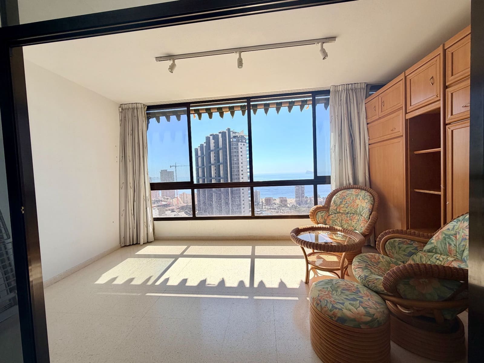 2 soveværelse Lejlighed til salg i Benidorm med swimmingpool garage - € 520.000 (Ref: 9670093)