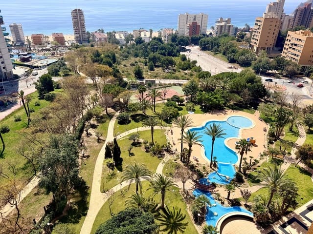 2 soveværelse Lejlighed til salg i Benidorm med swimmingpool garage - € 520.000 (Ref: 9670093)