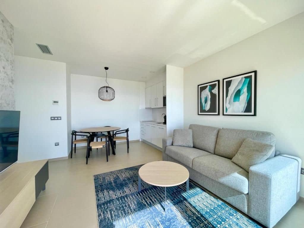 2 soveværelse Lejlighed til salg i Benidorm med swimmingpool garage - € 448.000 (Ref: 9676961)