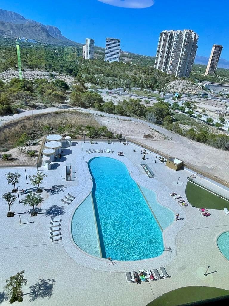 2 soveværelse Lejlighed til salg i Benidorm med swimmingpool garage - € 448.000 (Ref: 9676961)