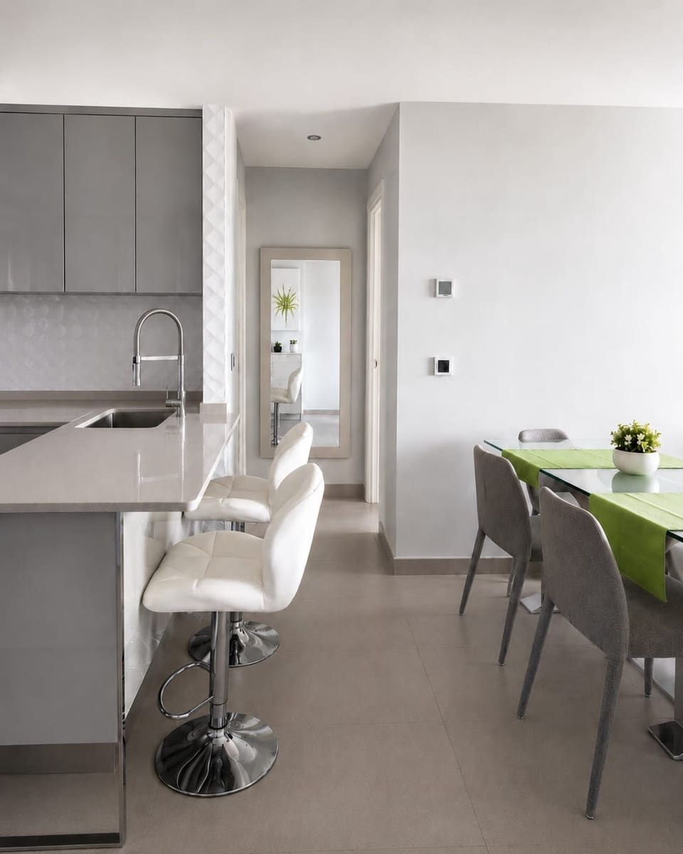 2 chambre Appartement à vendre à Benidorm avec piscine garage - 550 000 € (Ref: 9780191)