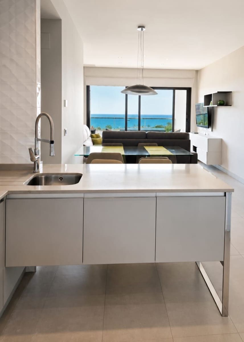 2 chambre Appartement à vendre à Benidorm avec piscine garage - 550 000 € (Ref: 9780191)