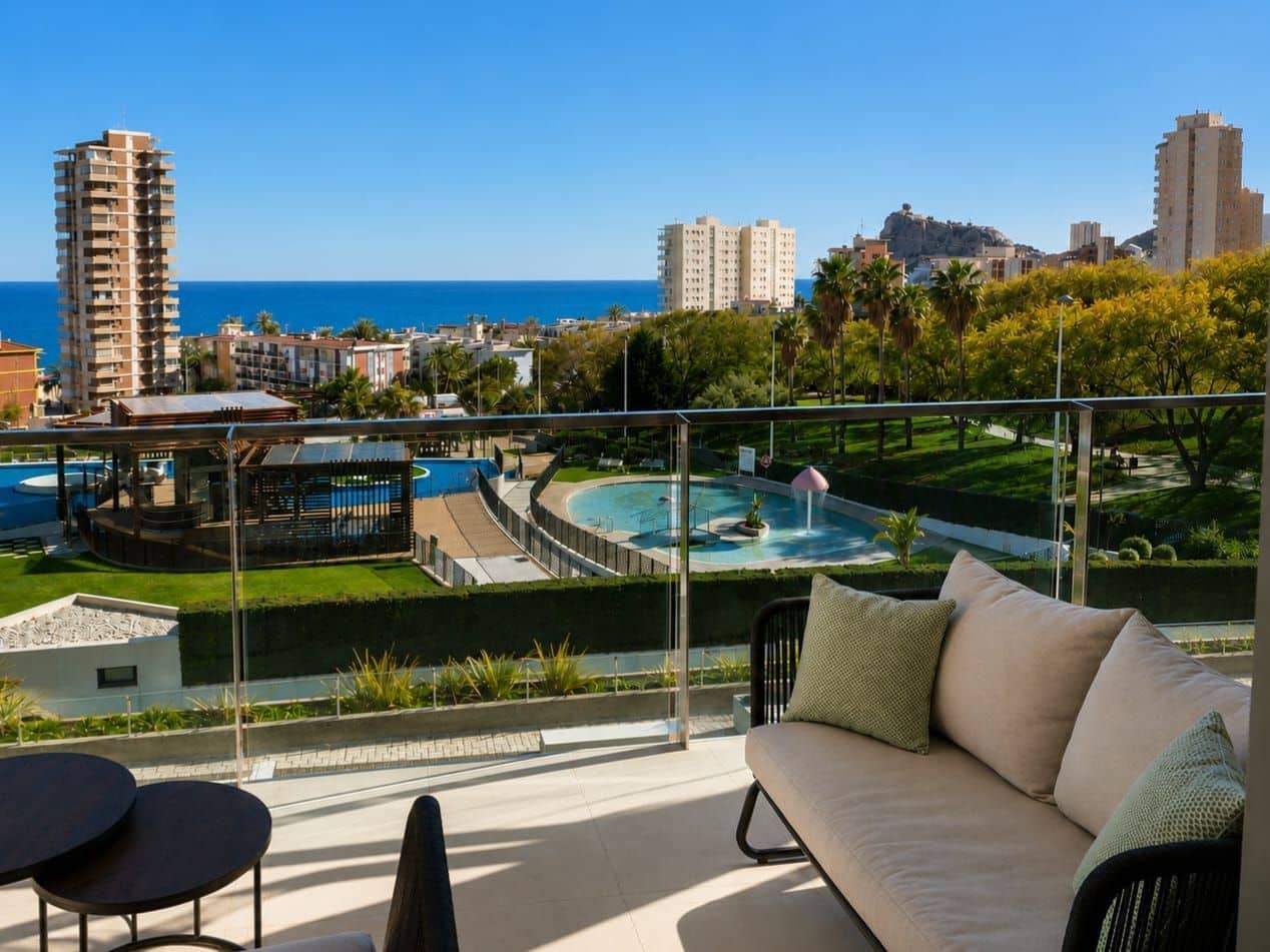 2 chambre Appartement à vendre à Benidorm avec piscine garage - 550 000 € (Ref: 9780191)
